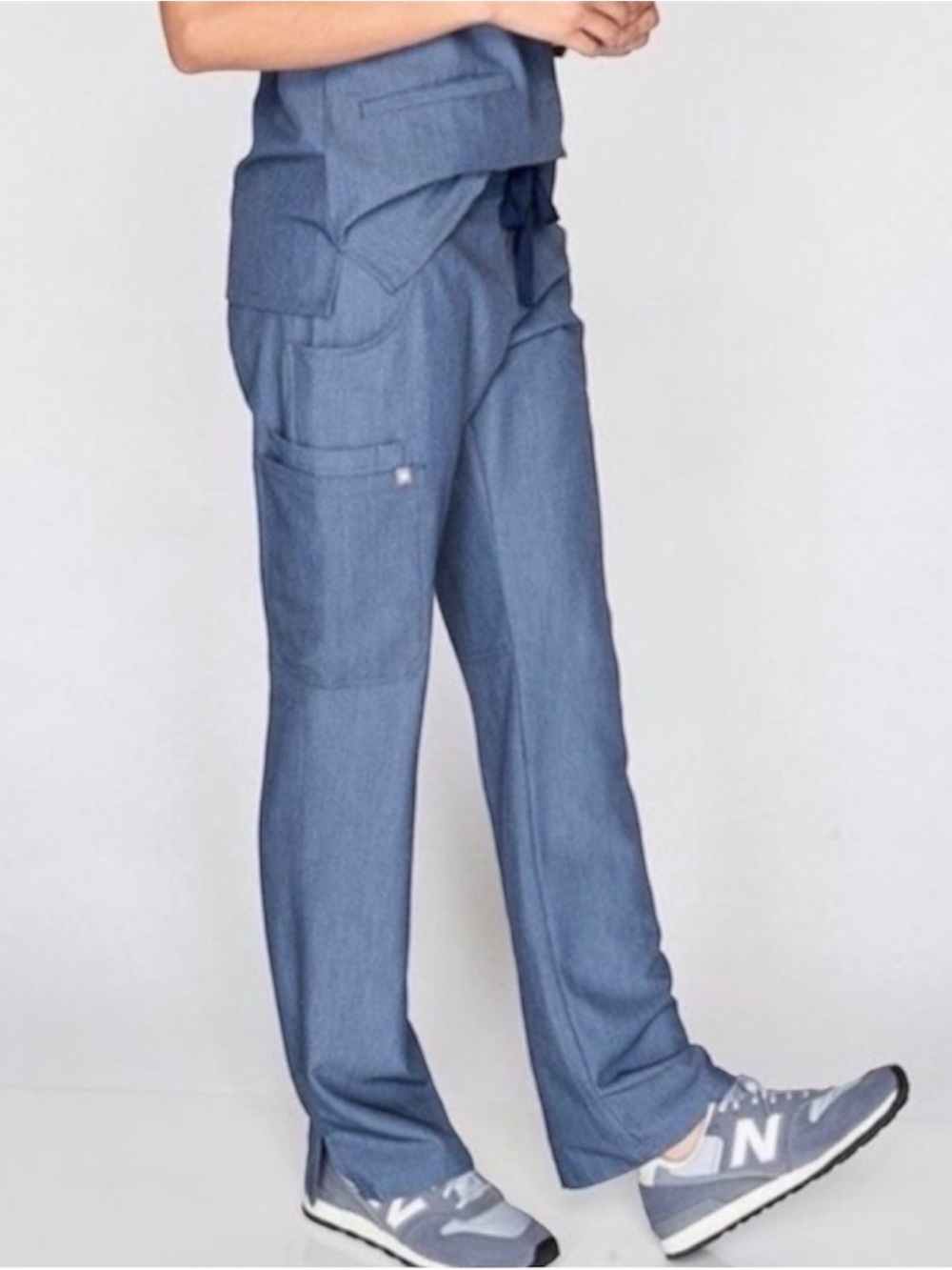 FIGS Kade Scrub Pants Limited Edition Heather Denim Pockets Logo Women’s Medium